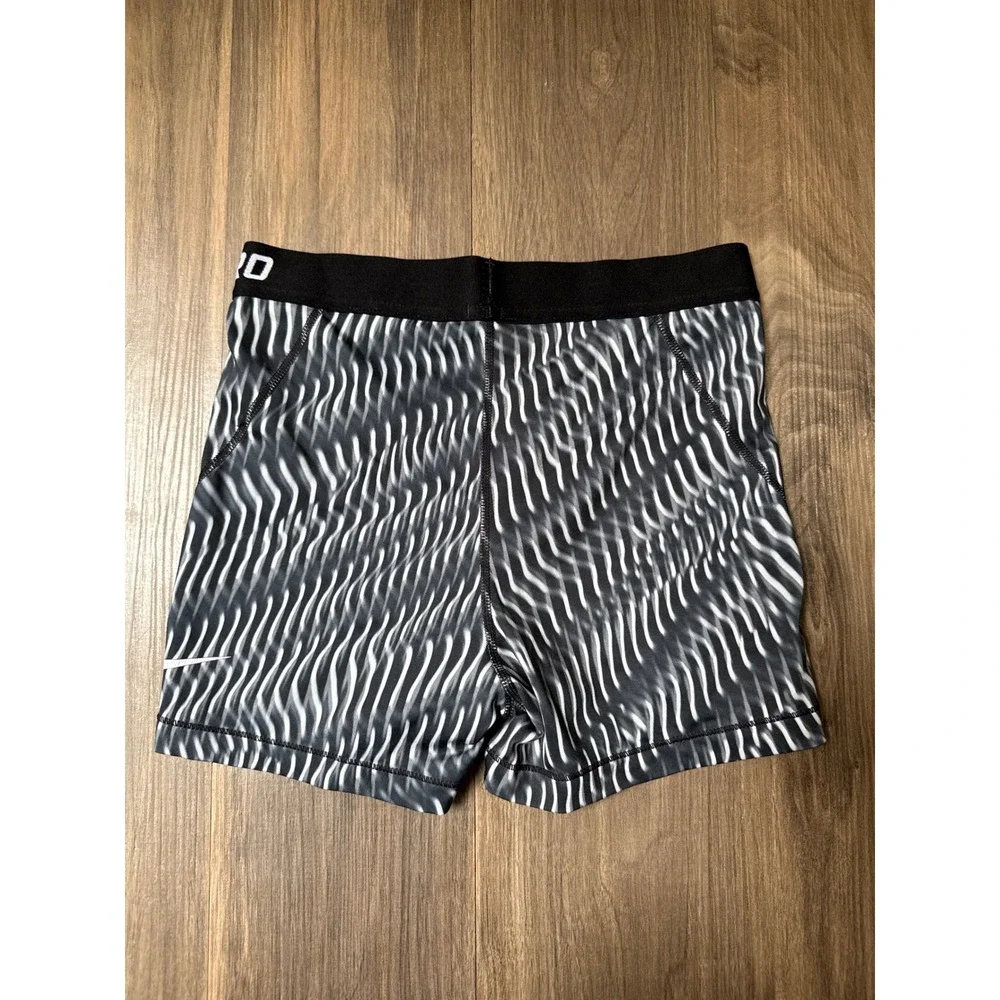 Nike Pro Shorts Medium‎ Black White Optic Print Dri-FIT Athletic Compression